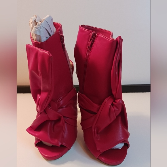 RED Peep toe heels - Picture 3 of 10